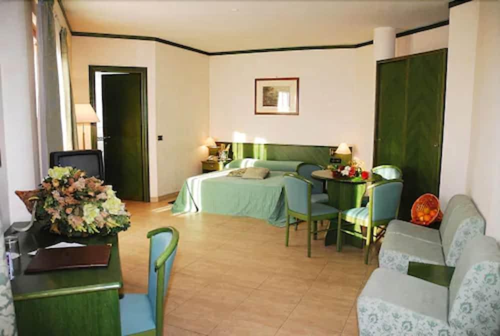 טיבולי Park Hotel Imperatore Adriano מראה חיצוני תמונה