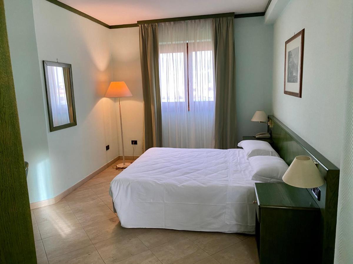 טיבולי Park Hotel Imperatore Adriano מראה חיצוני תמונה