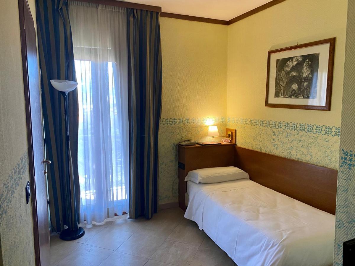 טיבולי Park Hotel Imperatore Adriano מראה חיצוני תמונה