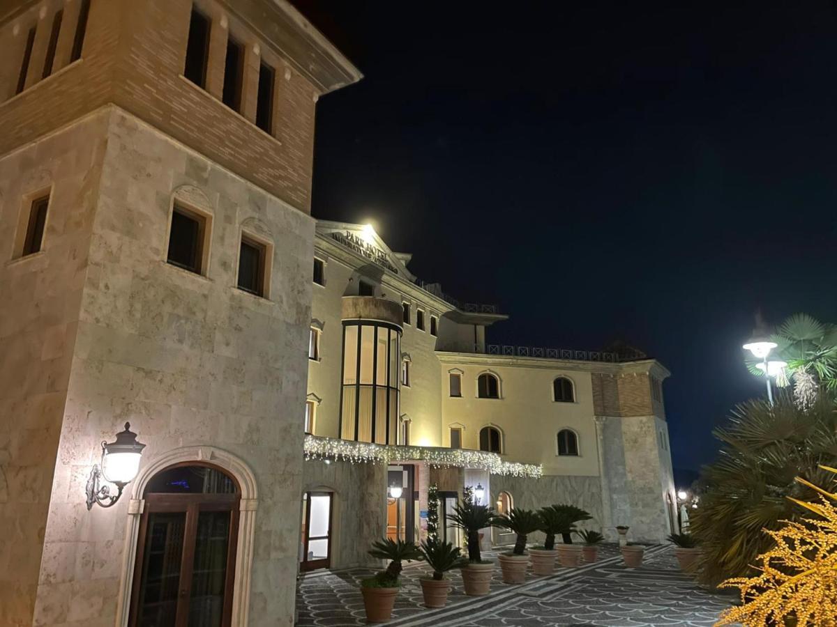 טיבולי Park Hotel Imperatore Adriano מראה חיצוני תמונה